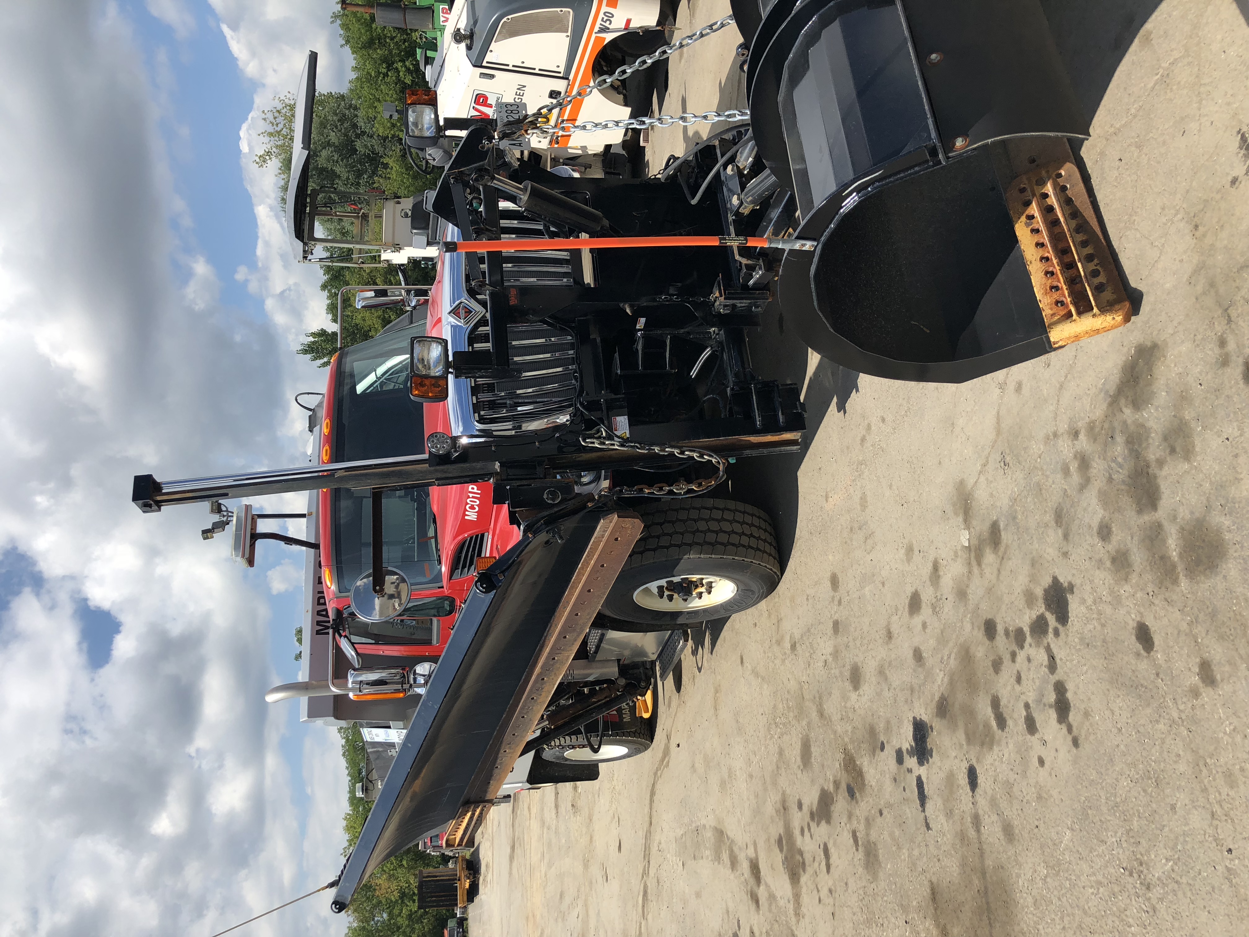 Plow truck