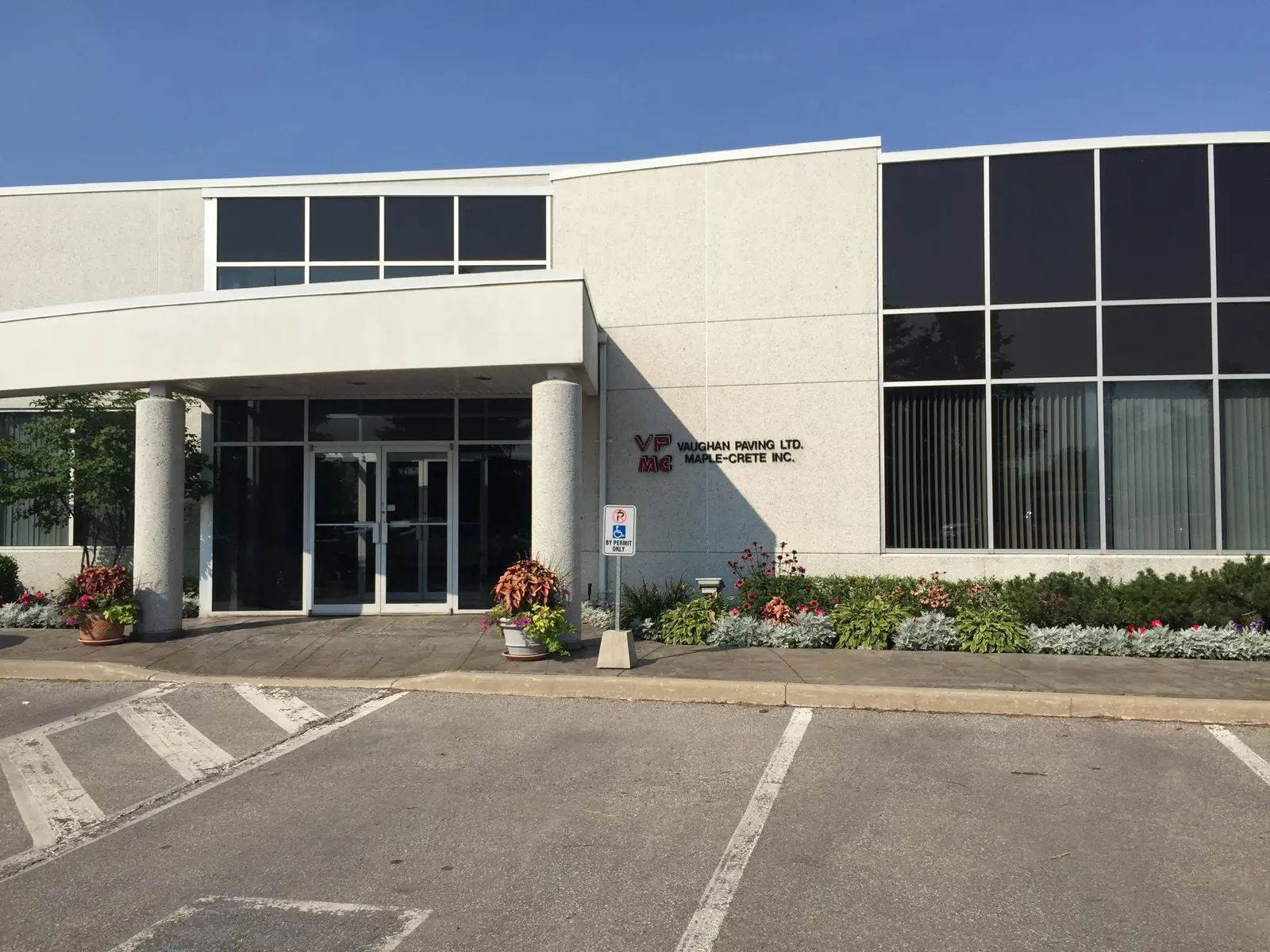 Maple-Crete office and yard