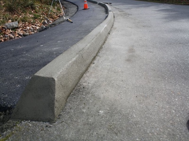 Curb forming