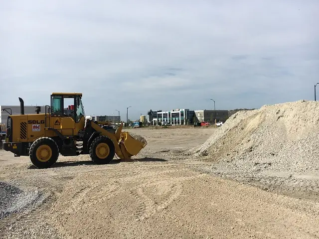 Dump truck